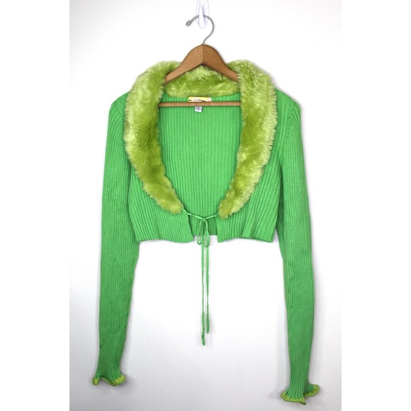 Urban Outfitters Izzy Cropped Cardigan Top - Picture 6 of 14